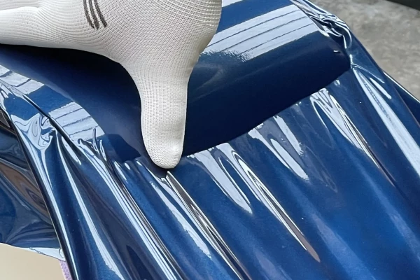 un exemple de wrapping d'une pièce de voiture