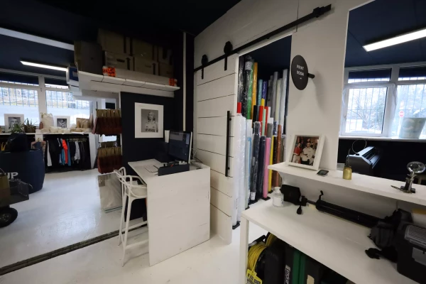 intérieur de l'atelier Stick-Up au Petit-Lancy
